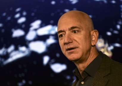 '앙숙' 트럼프 피격소식에…'아마존' 베이조스 9개월 침묵깼다