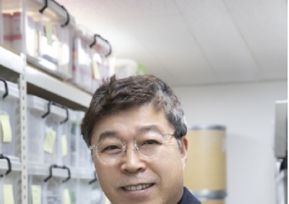 김호철 교수 "천연물 DNA 은행으로 약재 오리지널 퀄리티 높인다”