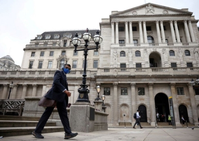 영국, 기준금리 연 4.5%로 동결