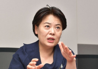 '이재명 저격수' 윤희숙 "심리적 안정→소비→내수 진작 사이클 살려내야"[핫터뷰]