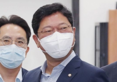 민주당 신임 대전시당위원장에 박정현…세종 강준현·경기 김승원