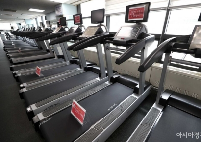 런닝머신 켜진줄 모르고 탔다가 '꽈당'…누구 책임?