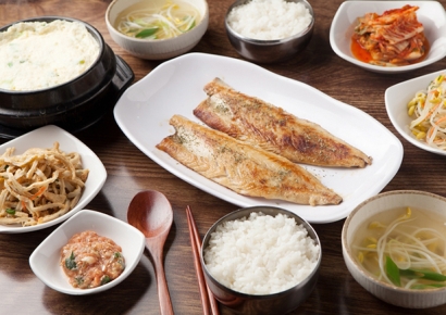 "중2 밥 챙겨 주느라 약속 늦은 시누이…혼자 못 먹나요?"