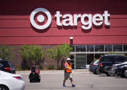 엄마 차 몰래 몰고 나와 16㎞ 거리 대형마트 간 美 8세 소녀