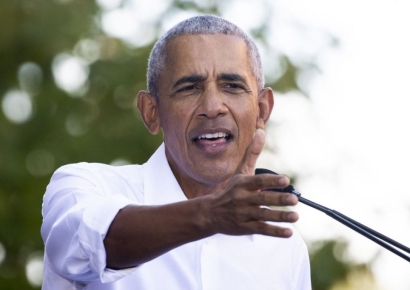 '사퇴 요구 배후설' 오바마, 바이든 출마 재고 언급…"승리 가능성 줄어"