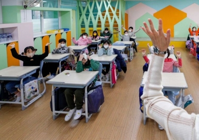 교사 스트레스 1위는 학부모…20년 전과 확 달라졌다