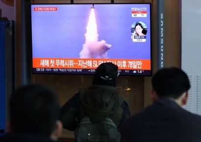 "北, 핵무기 현재 최대 150발…2040년엔 400여발 가능"