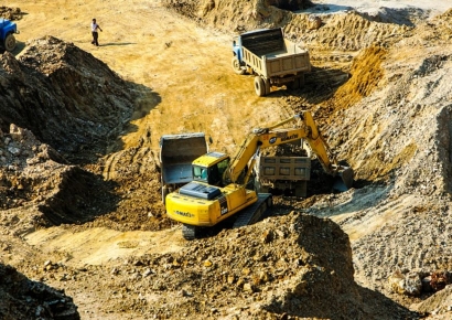트럼프-시진핑 통화 재개…중국 학자 "비장의 희토류 카드 통했다"
