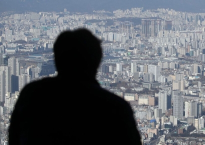 부동산 시장도 계엄 후폭풍…"침체된 시장에 기름부은 격"
