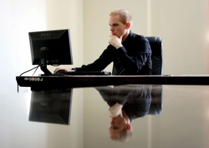 '담배만큼 나쁜데'…한국 성인, 하루 9시간 좌식 생활