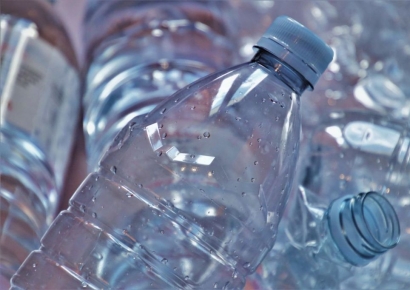 '플라스틱' 생수 얼마나 나쁘길래…수돗물로 바꾸니 '깜짝' 변화