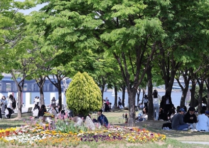 [내일날씨]초여름 한낮 더위 이어져…일부 지역 소나기