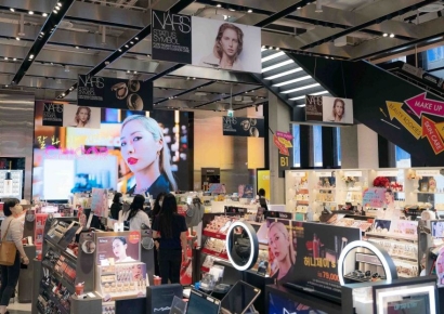 AI 두피진단·아이돌 메이크업…시코르, 강남역 플래그십 매장 신설