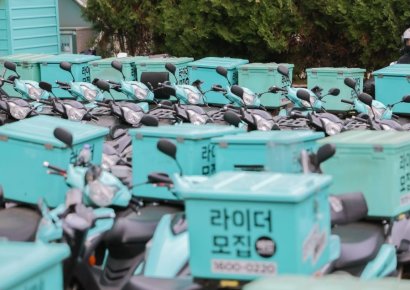 [단독] "배민 더는 못 참겠다"…전국 자영업자들, 국회 찾아 '규탄서' 제출