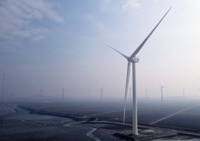 "국산화 방안 찾고 인허가 절차 간소화해야"[국산 해상풍력 위기]⑧