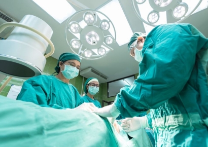 "의료인 결격자 관리 필요해"…정신질환 앓는 수술하는 의사 수두룩