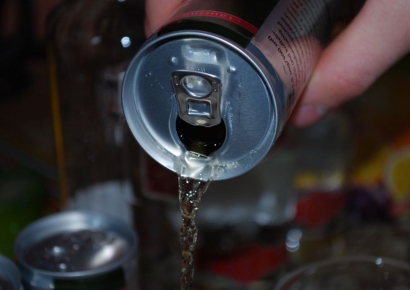 술·담배 안했는데 '혈압 254' 뇌졸중 쓰러진 50대…매일 8개씩 마신 '이것' 때문