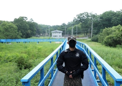"하루에 2시간 이내만"…규정 명문화에도 '가혹 얼차려' 그대로
