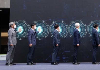 국민연금, 삼성전자 팔고 TSMC 더 샀다