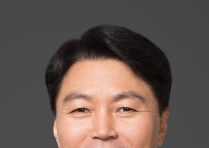 조용복 前 국회사무차장 법무법인 태평양 고문으로 영입