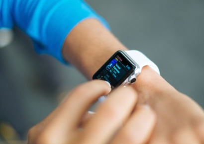 "똑똑한 거 맞니"…쳐다보다 건강은커녕 스트레스만 늘었다는 '스마트워치'