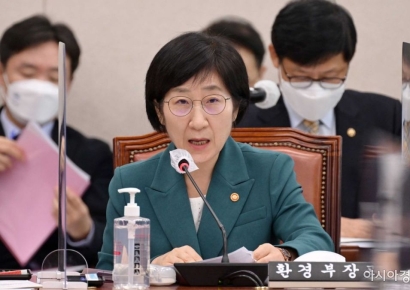 "고성능 전기차 보조금 더 준다...녹색기술 30조 투자" 