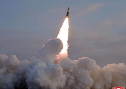 북, 이틀 연속 미사일 발사… 무력과시 가능성