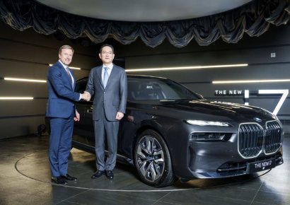 삼성 사장단이 선택한 그 전기차…BMW i7