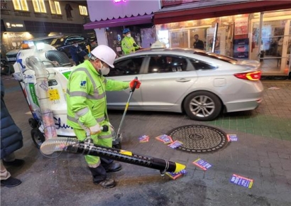 서울 자치구 청소맨들 승진해 함박 웃음 짓는 이유?