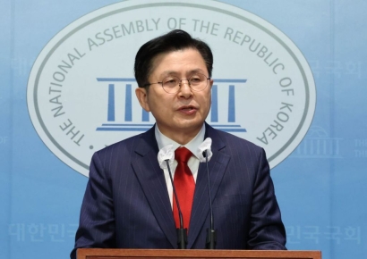 황교안 전 총리, '尹 내란 우두머리 혐의' 사건 변호인단 합류