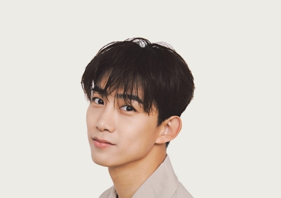 옥택연, 10년 열애 결실…24일 서울서 결혼식