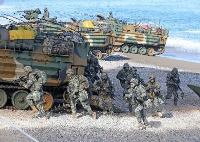 軍, 야외 기동훈련 호국훈련 11월로 연기 "APEC 고려"
