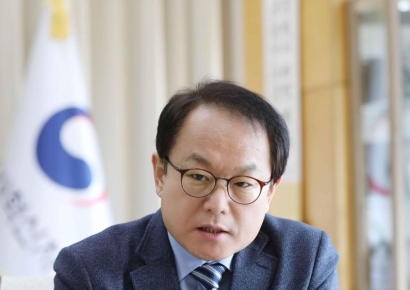 김승호 인사처장 "일하다 다친 공무원, 간병·진료비 현실화 모색"