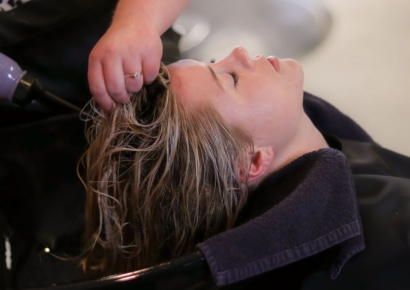 "The Cruel Side Effect of the Wegovy Craze"... K-Beauty Booms Amid Global Hair Loss Emergency [K-holic]