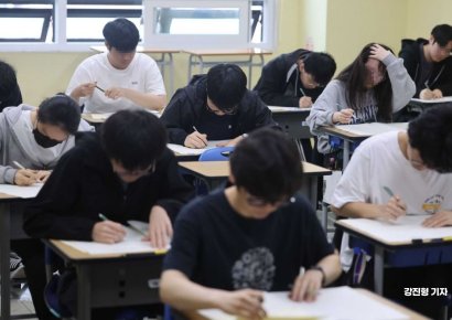 "韓 교육 한계는 지나친 입시경쟁‥과도한 사교육비와 학벌주의"