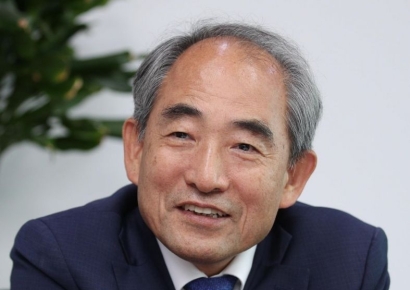 與윤준병도 "조국 입시비리 비판 마땅…사면은 아빠 찬스 동의 아냐"