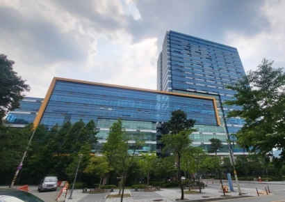 바닥 탈출 못하는 지식산업센터…거래량·금액 일제히 하락 