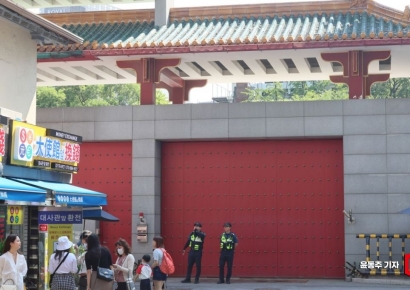 중국대사관 찾아가 "멸공" 외친 尹 지지자들…선거개입설 첫 입장 밝힌 中