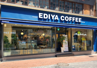 눈물의 가격 조정…스타벅스, 복잡한 셈법의 속사정