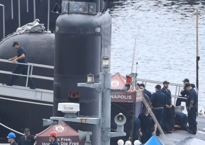 美핵잠 그린빌함, 부산기지 입항 "군수적재·휴식 목적"