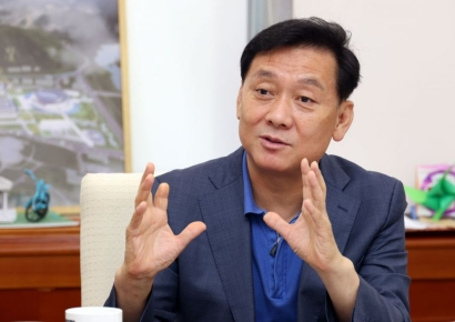 이광재 "광주가 지켜온 민주주의 풍전등화 위기"