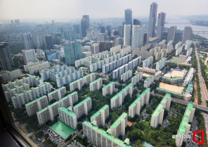 물가 상승 경험하면 집 산다…"30대 이하·총자산 작은·남성 중심"