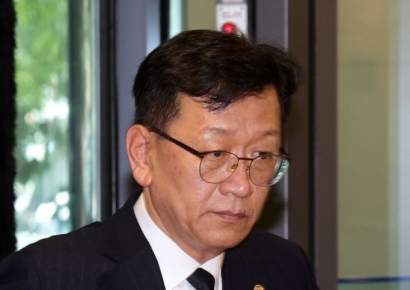 尹대통령 측 석동현 변호사 오늘 간이 회견…어떤 입장 밝힐까