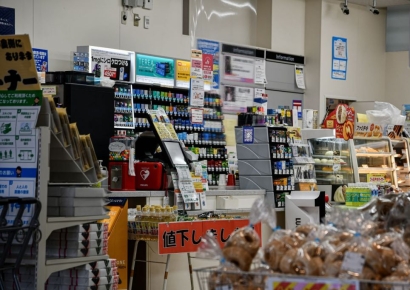 "과자 드세요"…축구보러온 중학생, 저혈당 쇼크 남성 구해