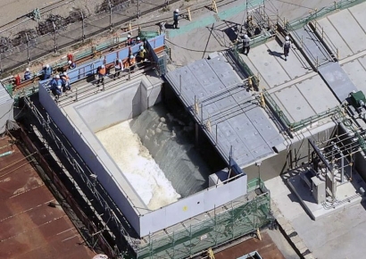 日 후쿠시마 핵연료 잔해 반출 또 중단…카메라 고장