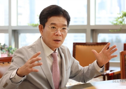 정원오 "한강버스 안전성 검토할 것…부동산, 정부와 한목소리"