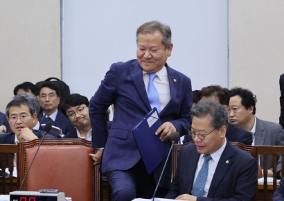 이상민 "이재명 옥중 대표 하겠다는 건 강짜"