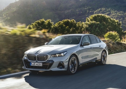 BMW, 8년만에 수입차 1위 탈환…'코리아 퍼스트' 전략 통했다