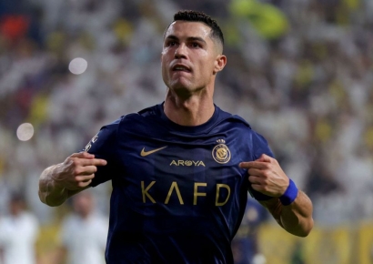 호날두, 일주일만에 유튜브 구독자 5천만 고지…최소 1천억 벌었다?