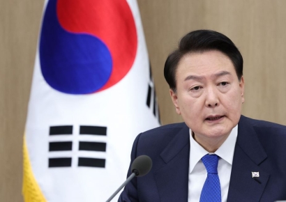 尹 "내년엔 경제 거시지표 나아질 것… 체감할 수 있도록 분발해야"